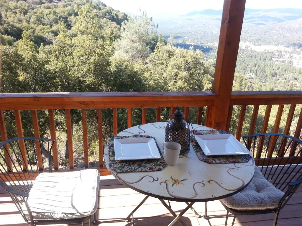 Acomodação com café da manhã  Yosemite Sierra View 3*