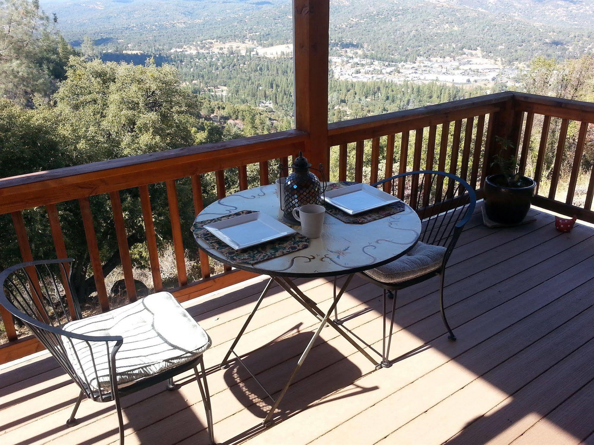 Yosemite Sierra View Acomodação com café da manhã  Oakhurst