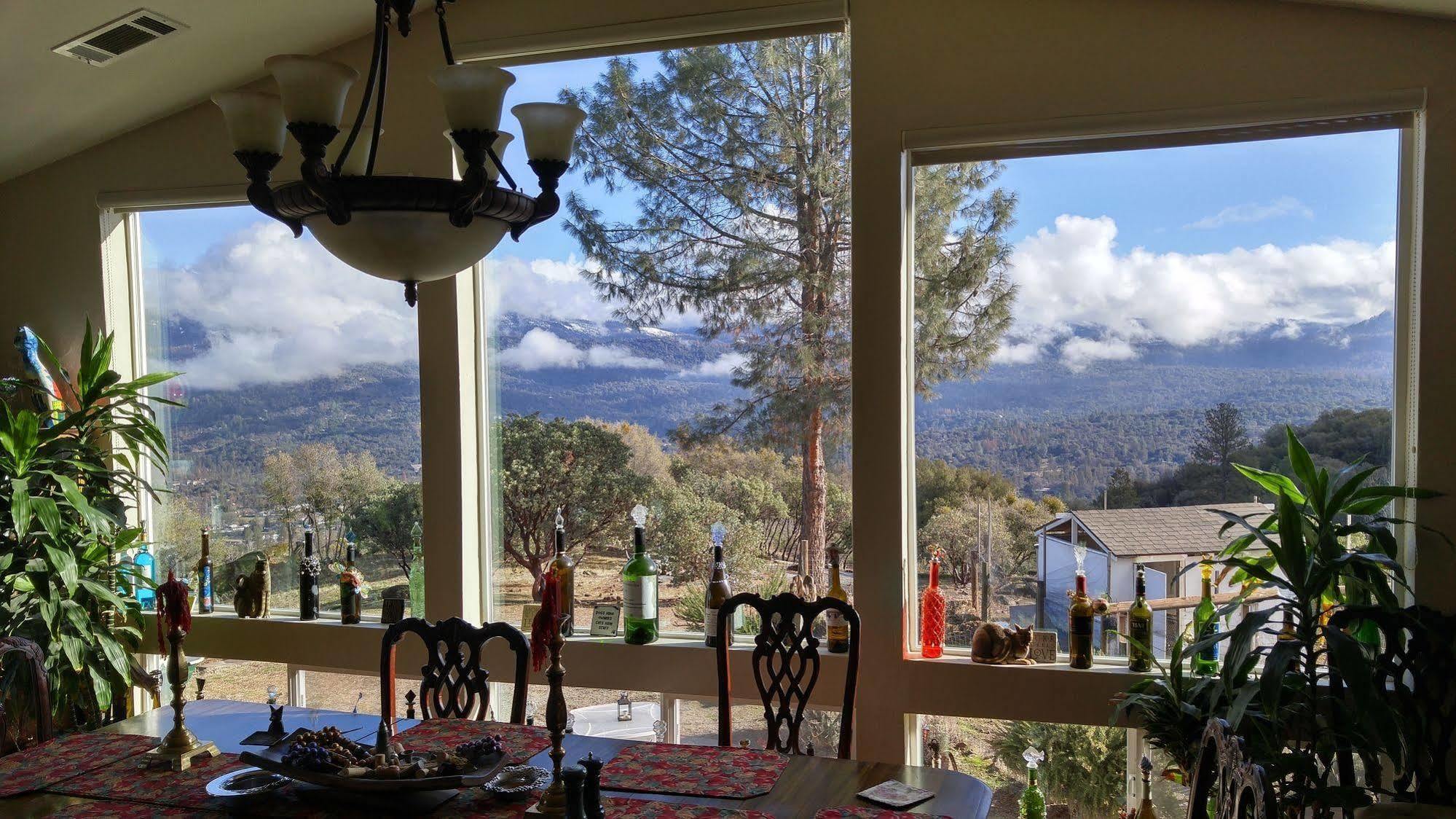 Yosemite Sierra View Oakhurst